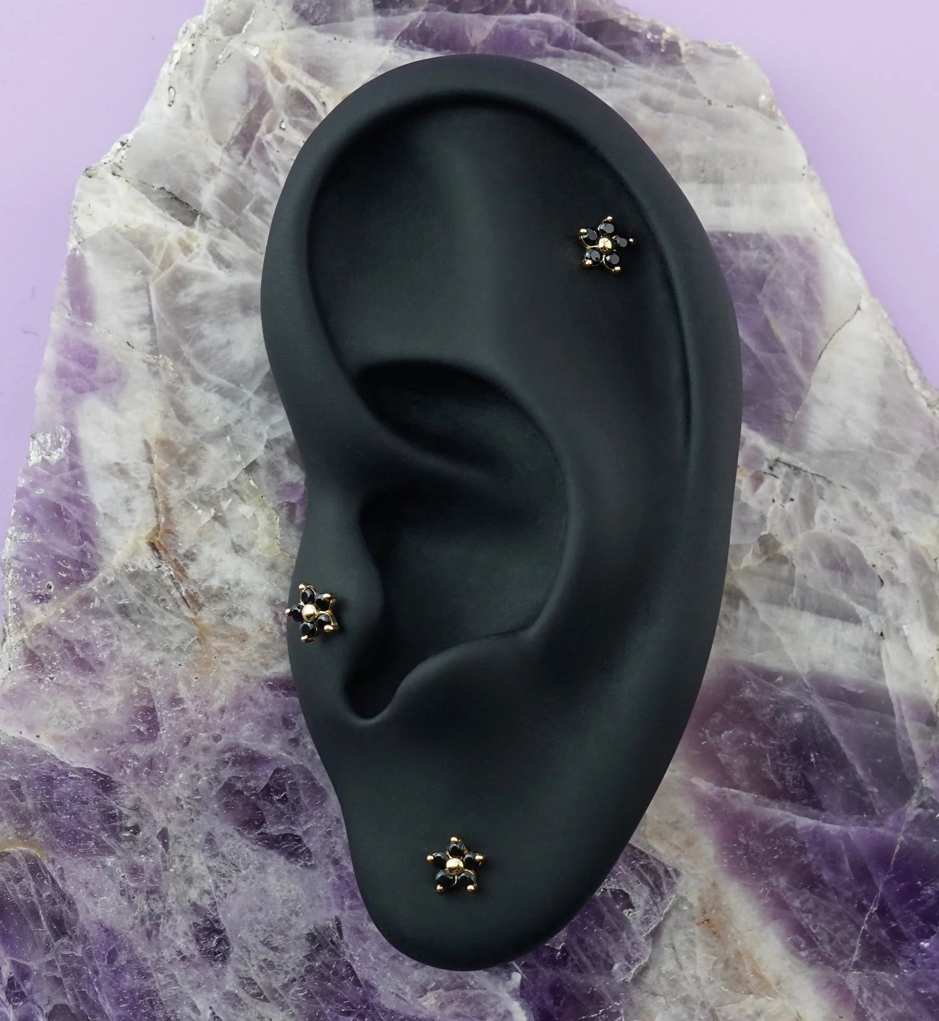 14kt Gold Daisy Black CZ Threadless Top - Image 2