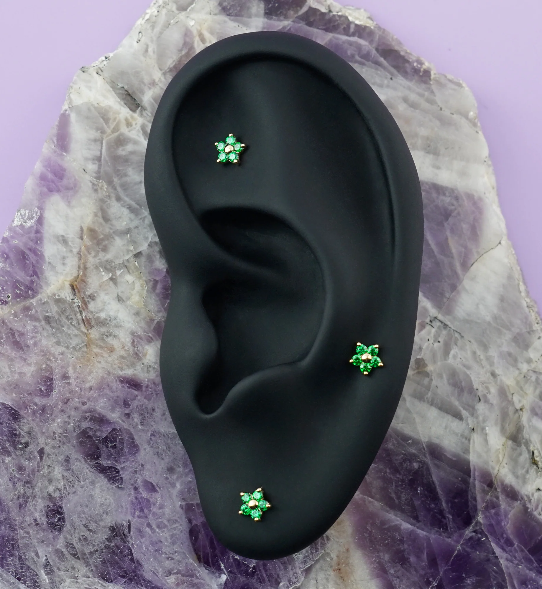 14kt Gold Daisy Emerald CZ Threadless Top - Image 2