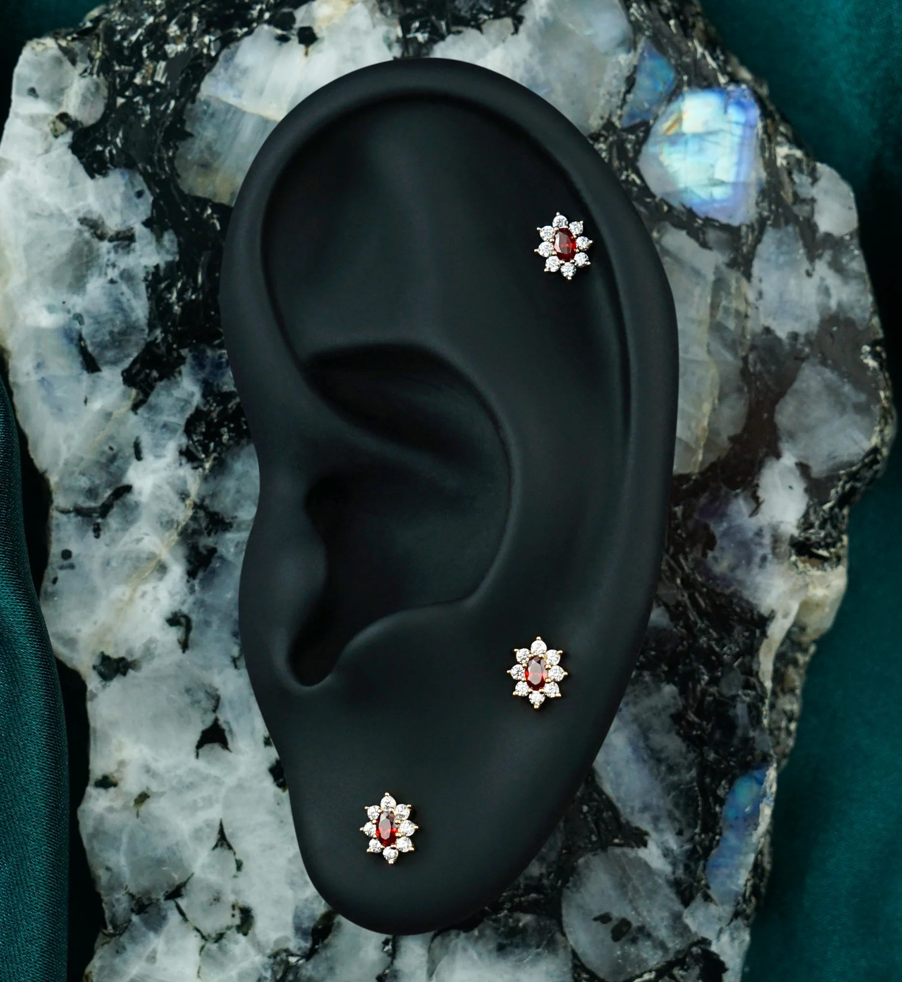 14kt Gold Oval Flower Garnet CZ Threadless Top - Image 2