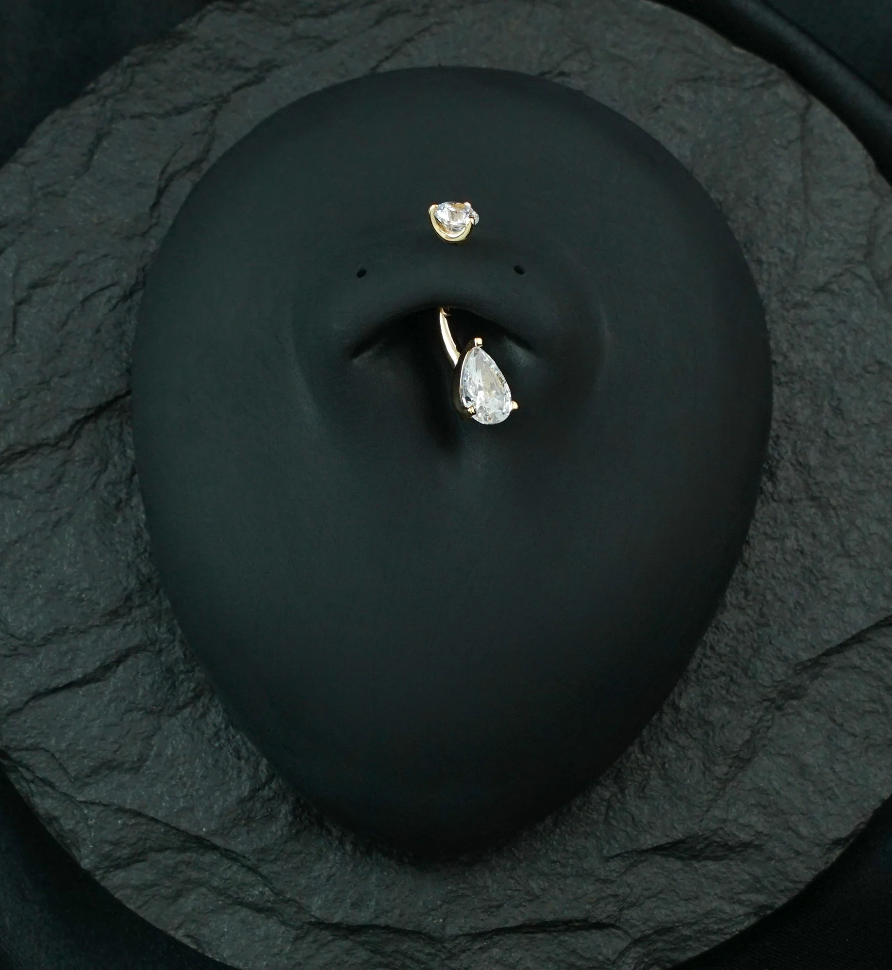 14kt Gold Prong Teardrop Clear CZ Belly Button Ring - Image 2
