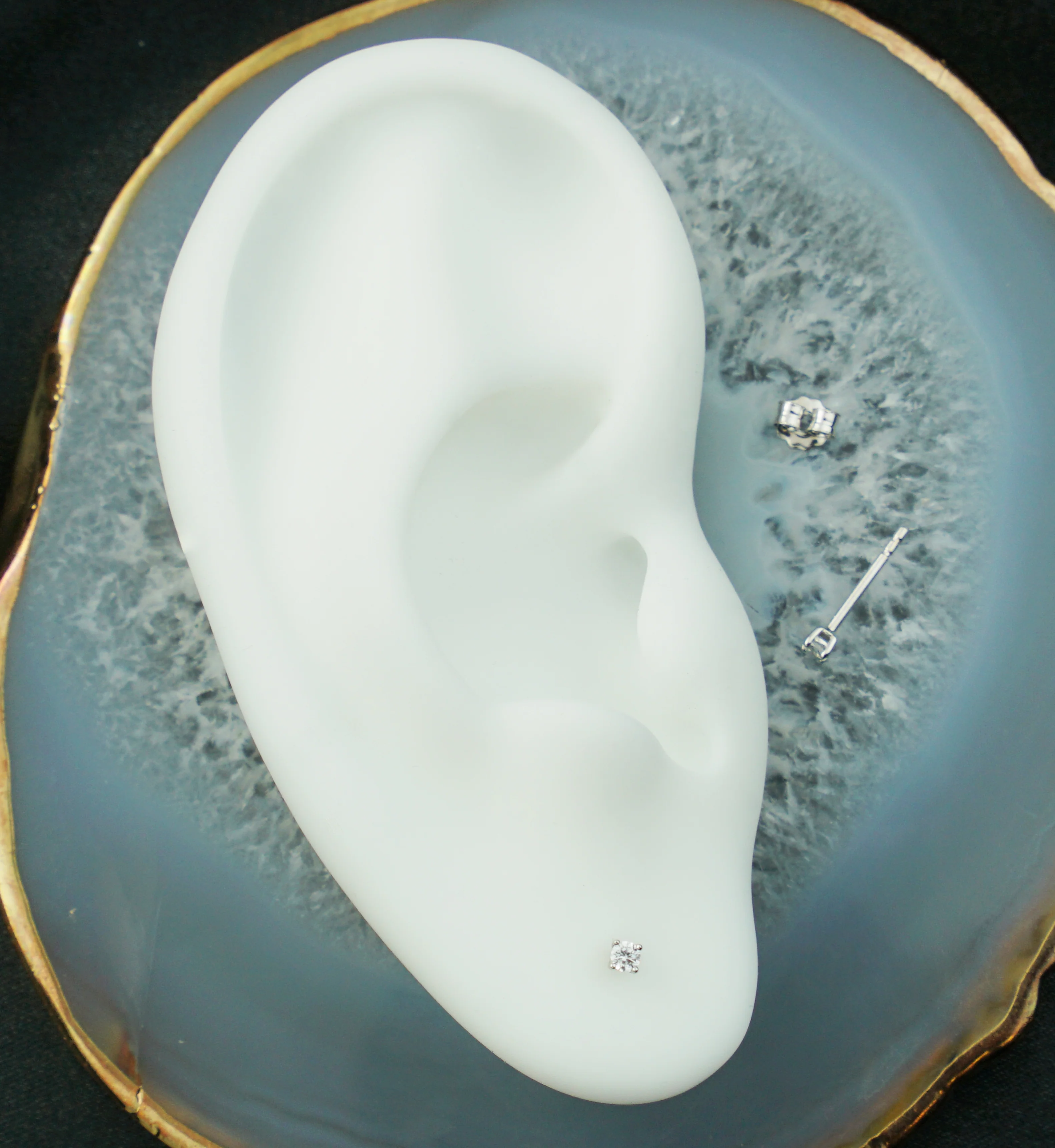 14kt White Gold April Birthstone Clear CZ Stud Earrings - Image 2
