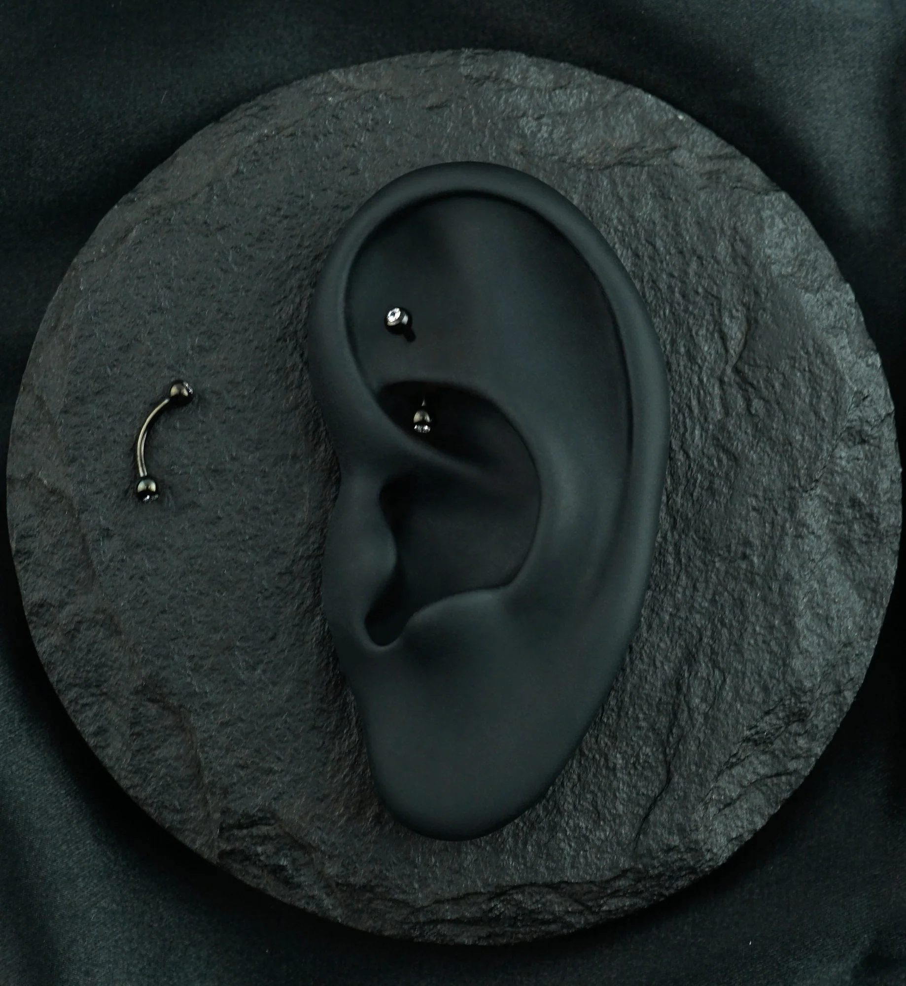 16G Black PVD Titanium Double CZ Curved Barbell (External Threading) - Image 4