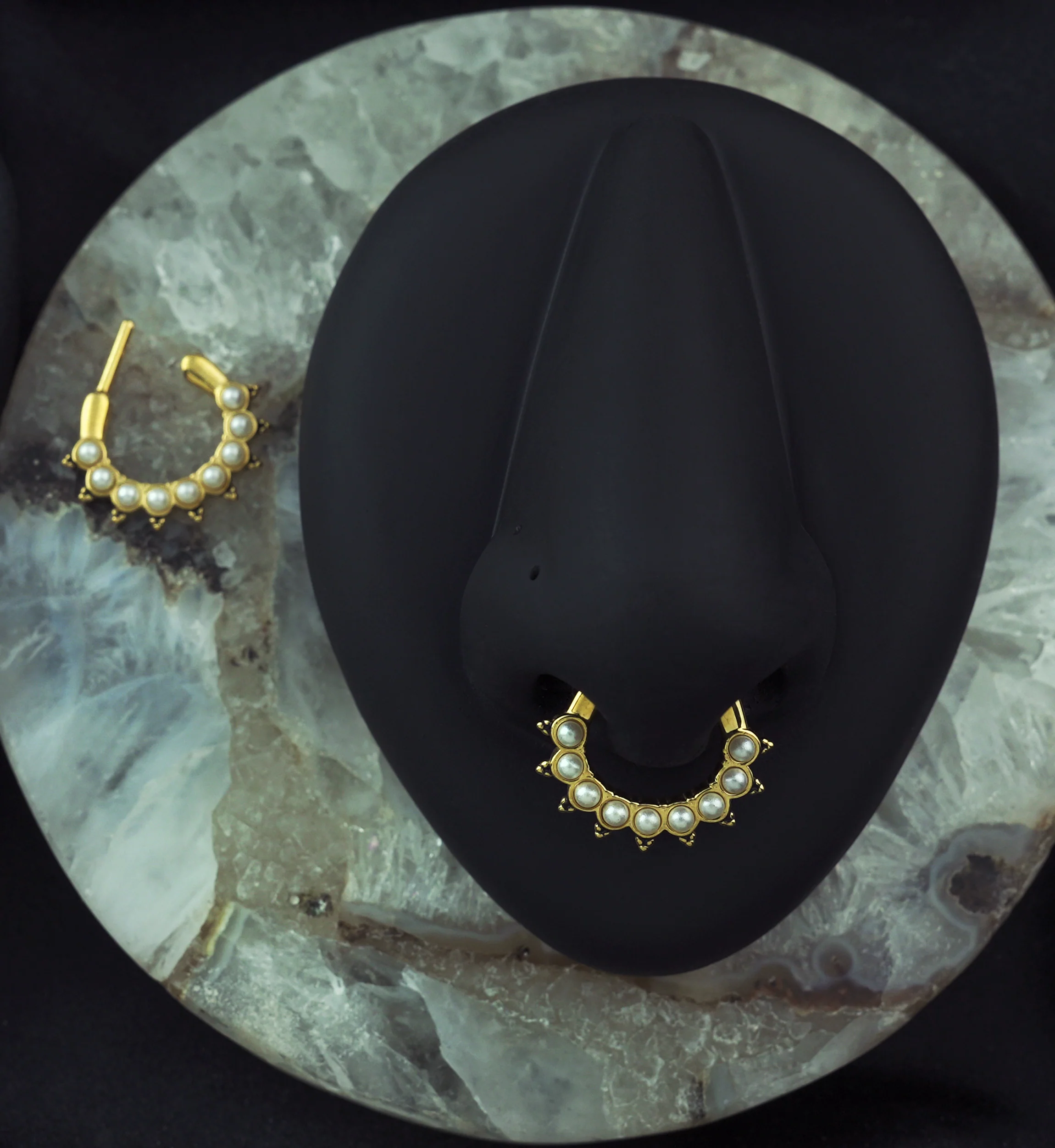 Pin Pearl Gold PVD Septum Clicker - Image 4