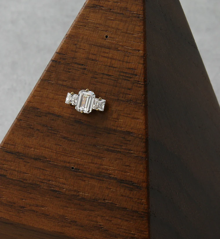 24kt Gold PVD Baronial CZ Threadless Titanium Top - Image 3