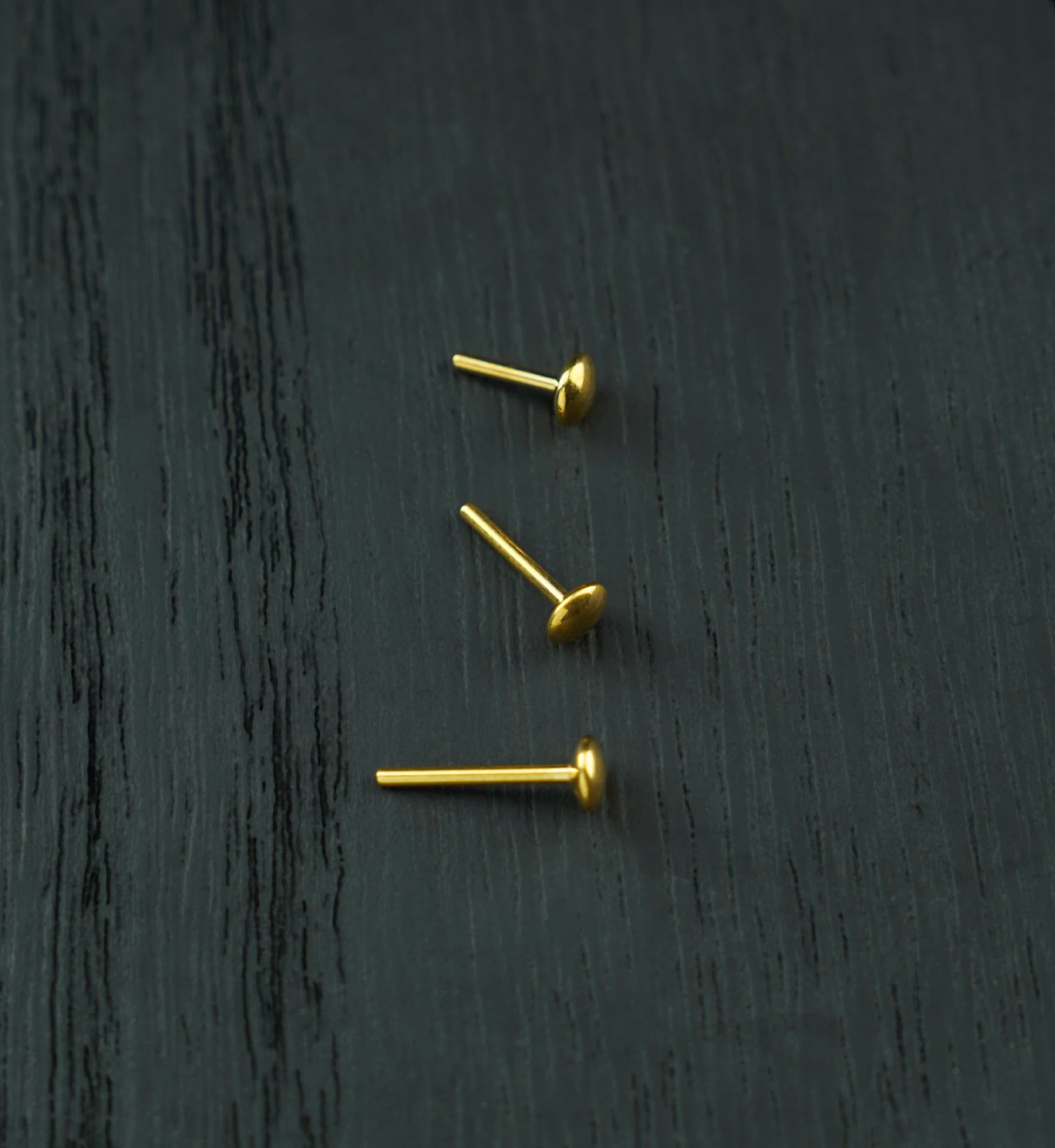 24kt Gold PVD Convex Disk Titanium Threadless Labret Post - Image 4