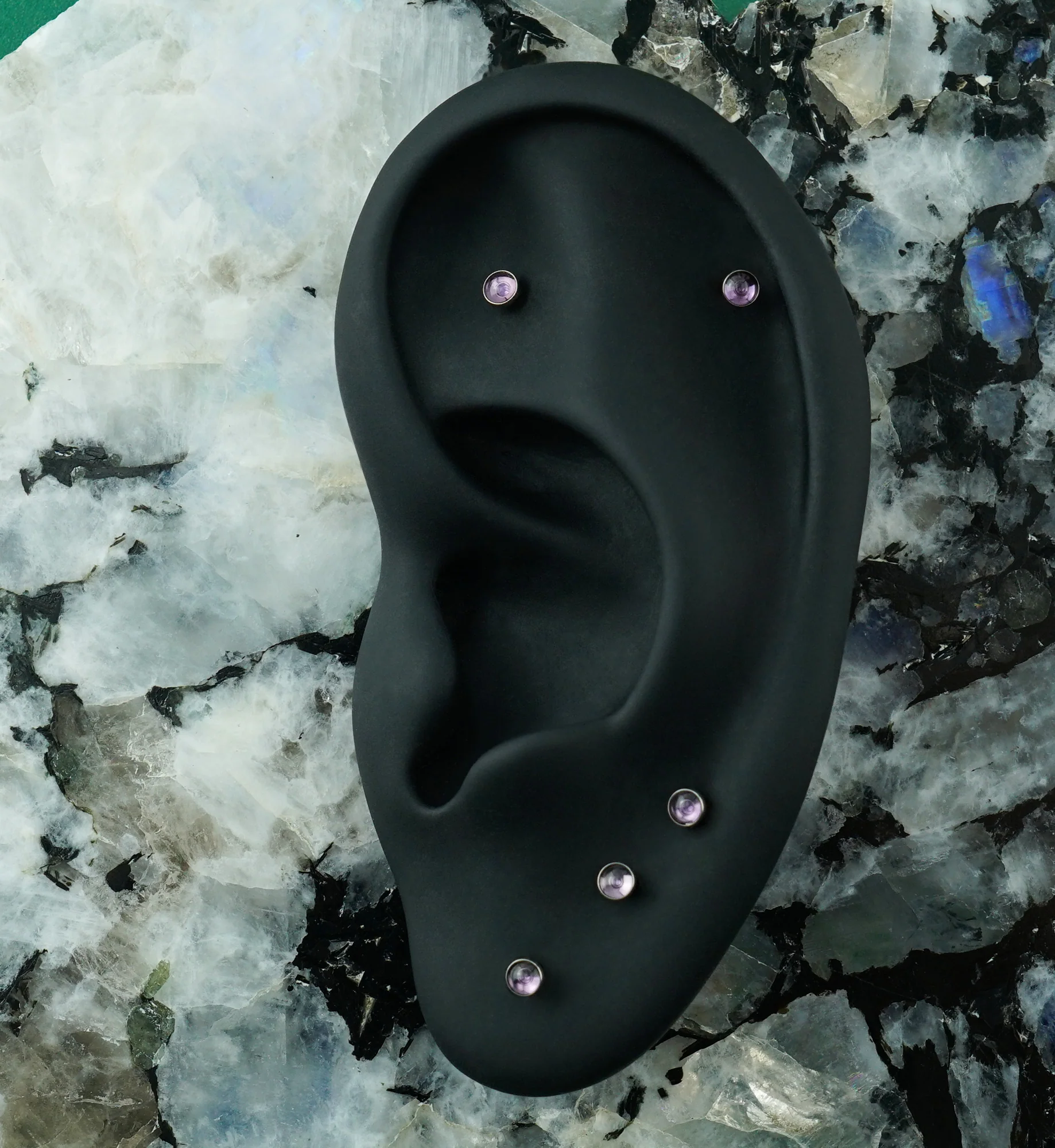Amethyst Stone Titanium Internally Threaded Labret - Image 2