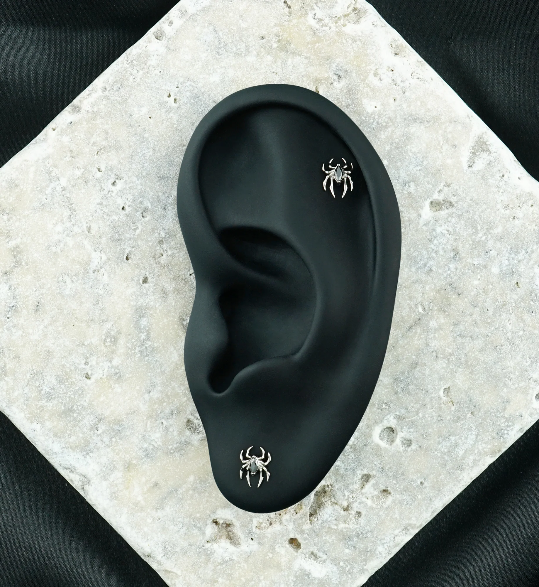 Arachnophobia Black CZ Titanium Threadless Top - Image 2