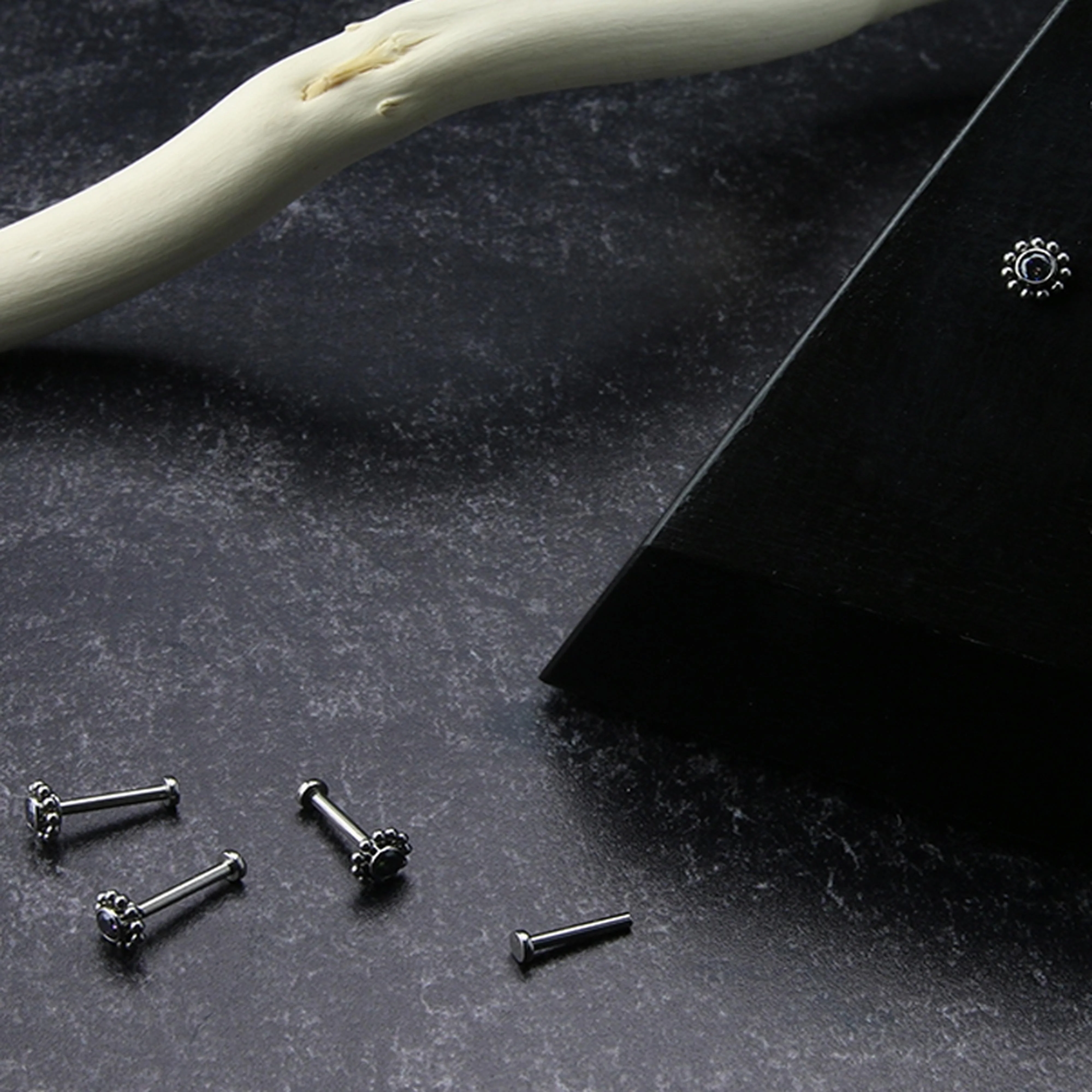 Beaded Verge Black Aurora CZ Titanium Threadless Labret - Image 3