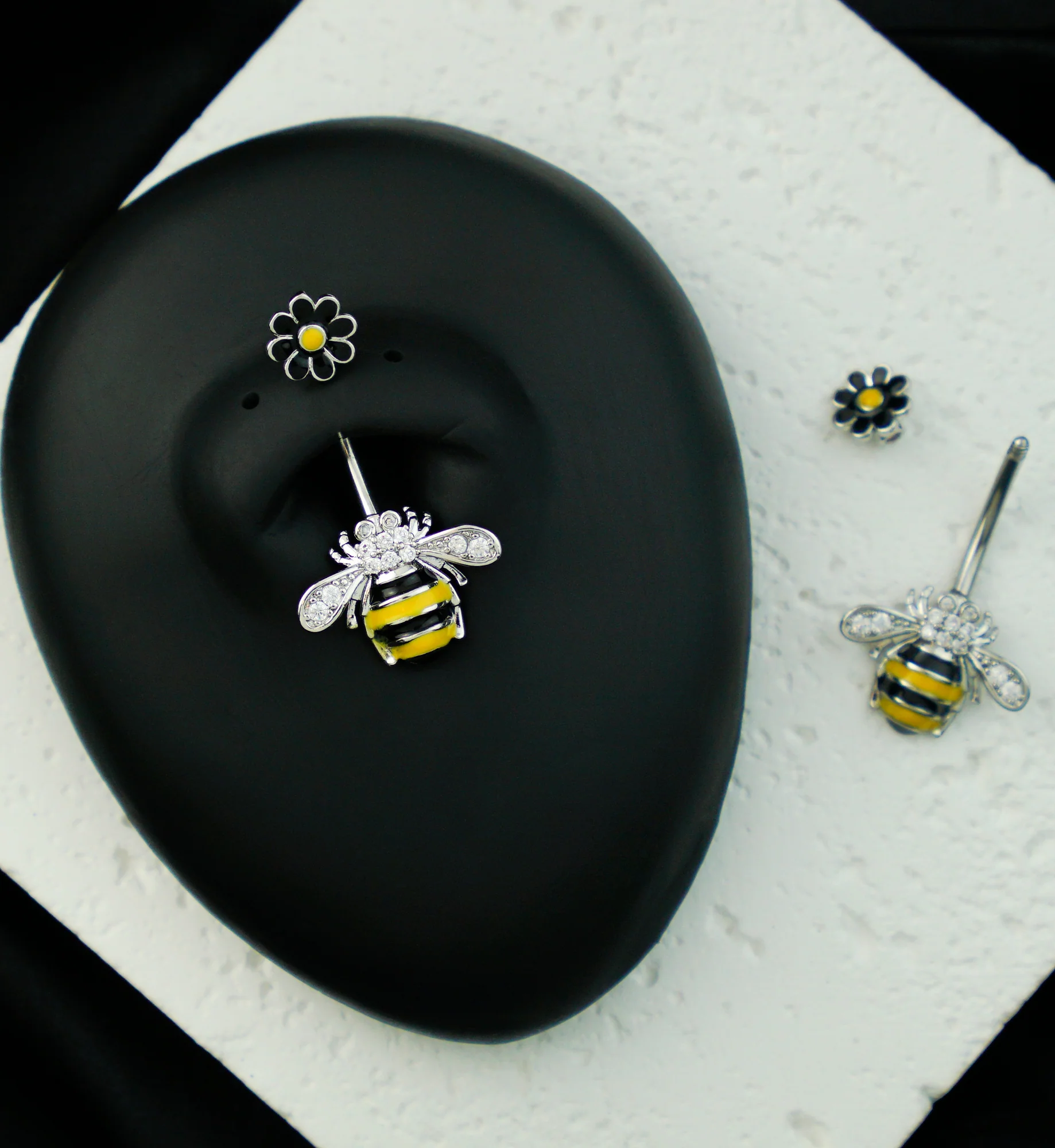 Black And Yellow Bee Flower Clear CZ Stainless Steel Belly Button Ring - Image 2