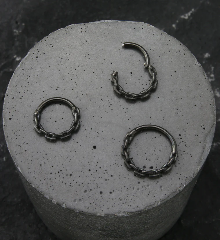 Black PVD Chain Link Stainless Steel Hinged Segment Ring - Image 2