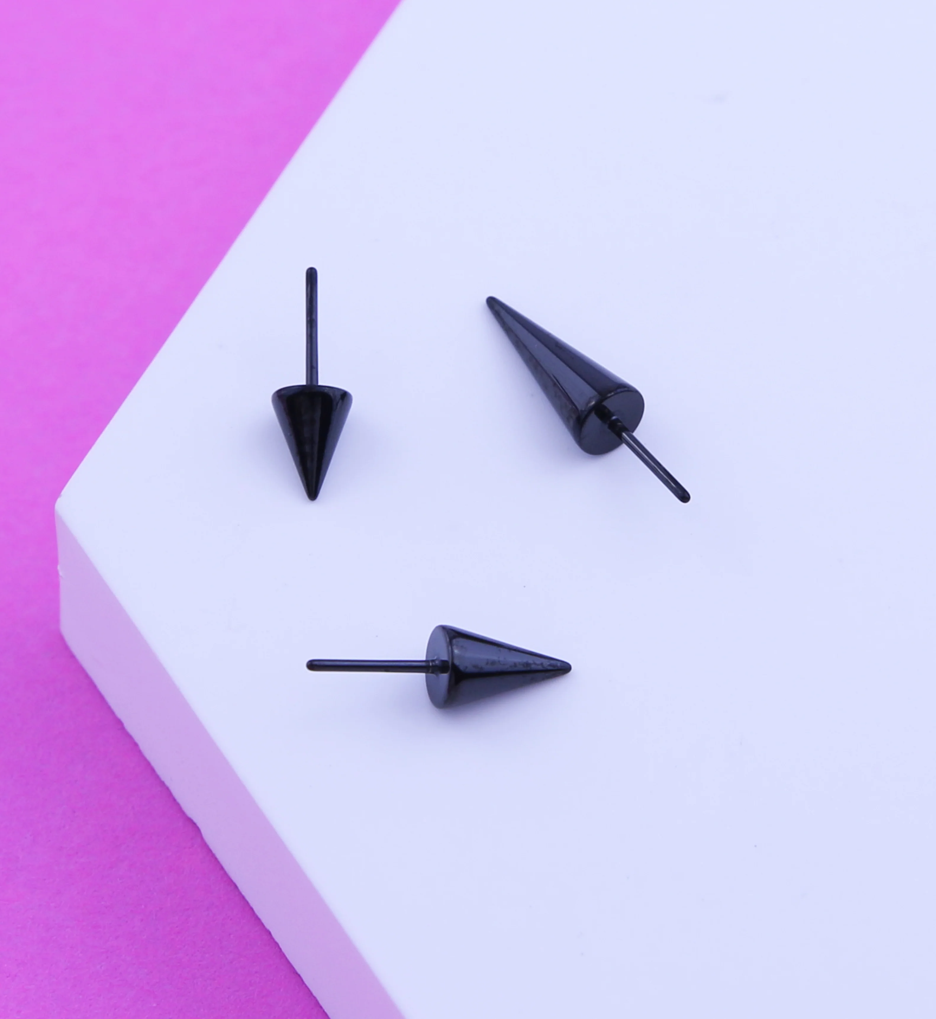 Black PVD Spike Threadless Titanium Top - Image 2