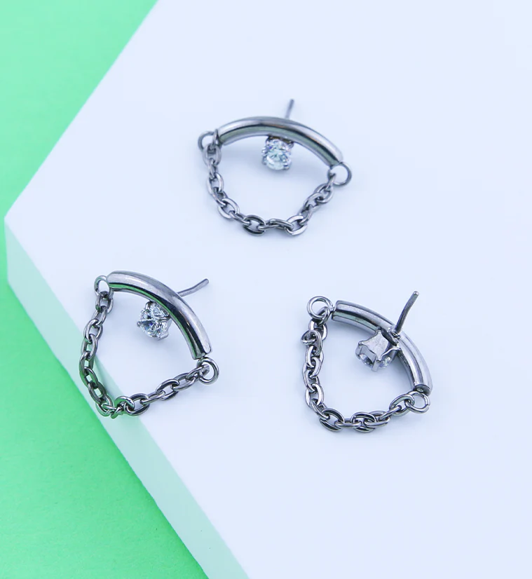 Curved Bar Clear CZ Dangle Chain Titanium Threadless Top - Image 2
