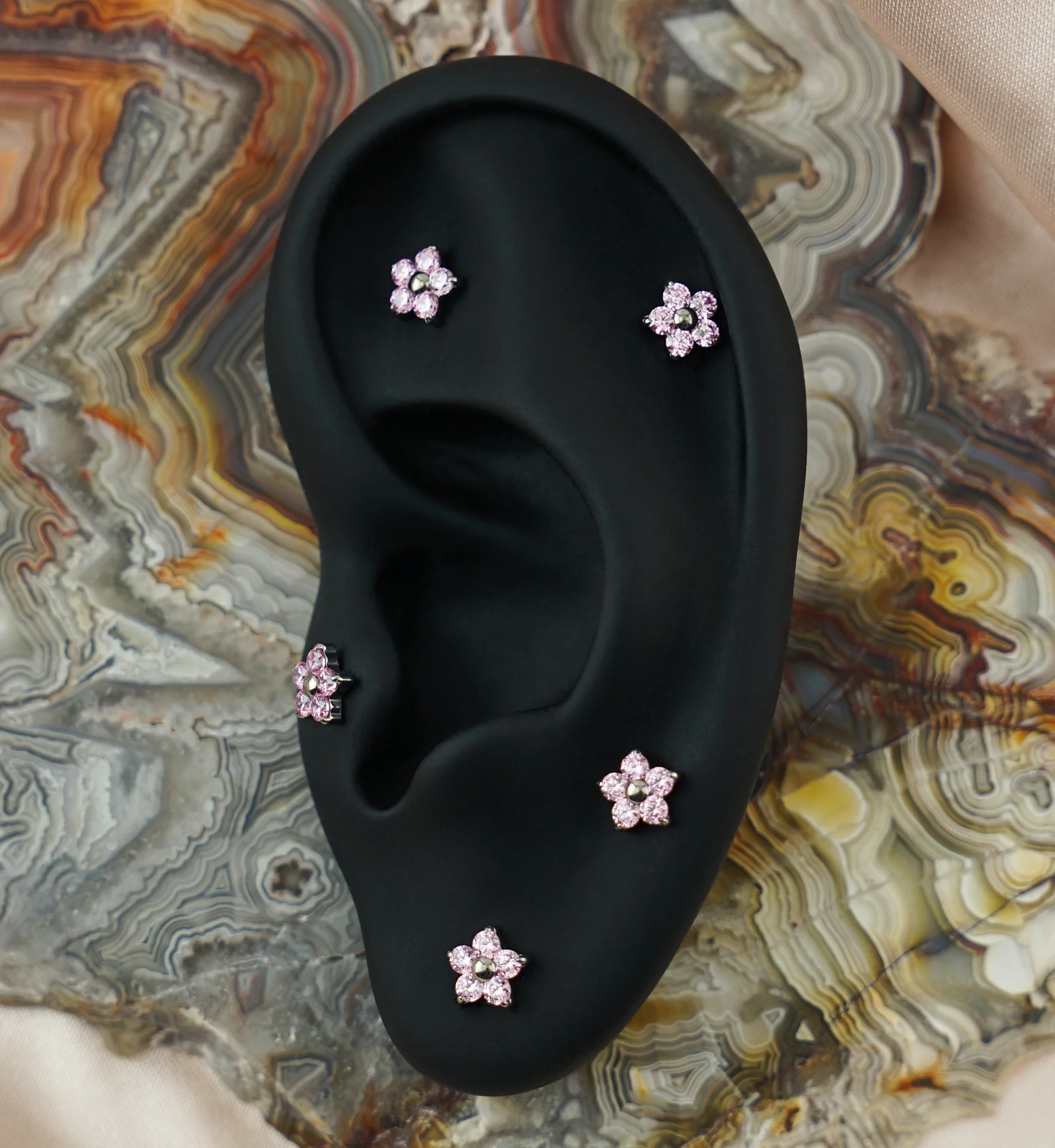 Daisy Pink CZ Titanium Threadless Top - Image 2