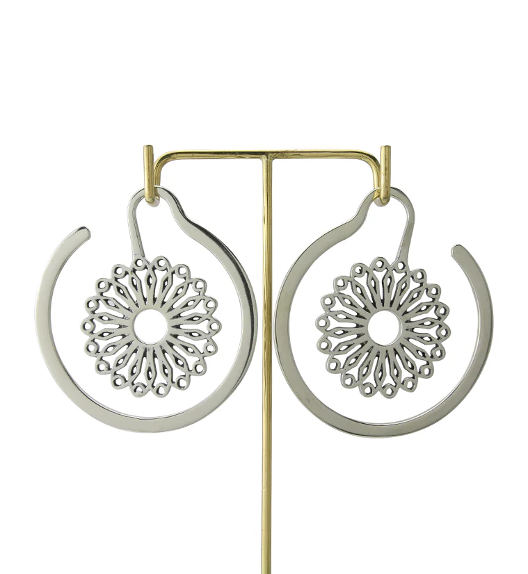 Flower Point White Brass Ear Weights - Image 4