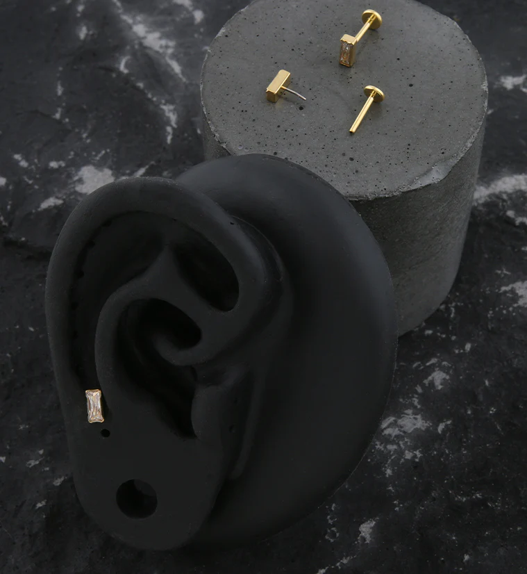 Gold PVD Baguette Clear CZ Threadless Titanium Labret - Image 2