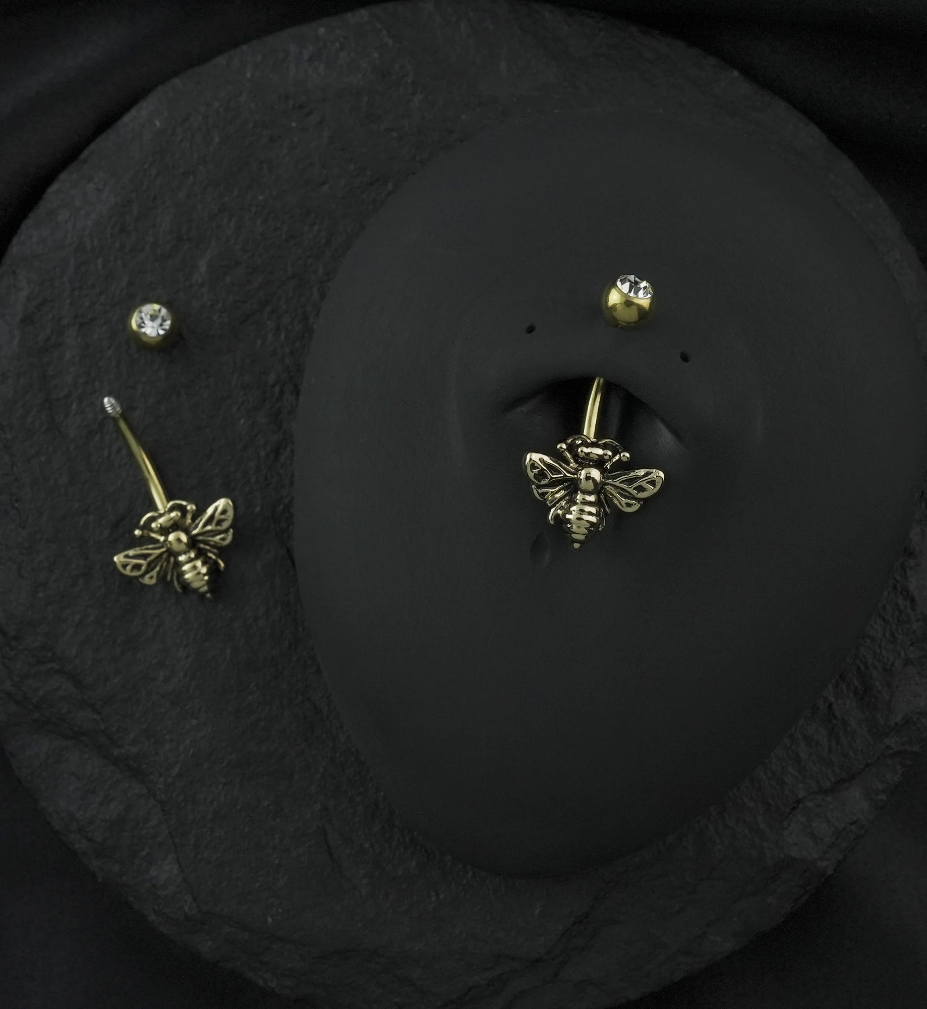 Gold PVD Bee Clear CZ Stainless Steel Belly Button Ring - Image 2