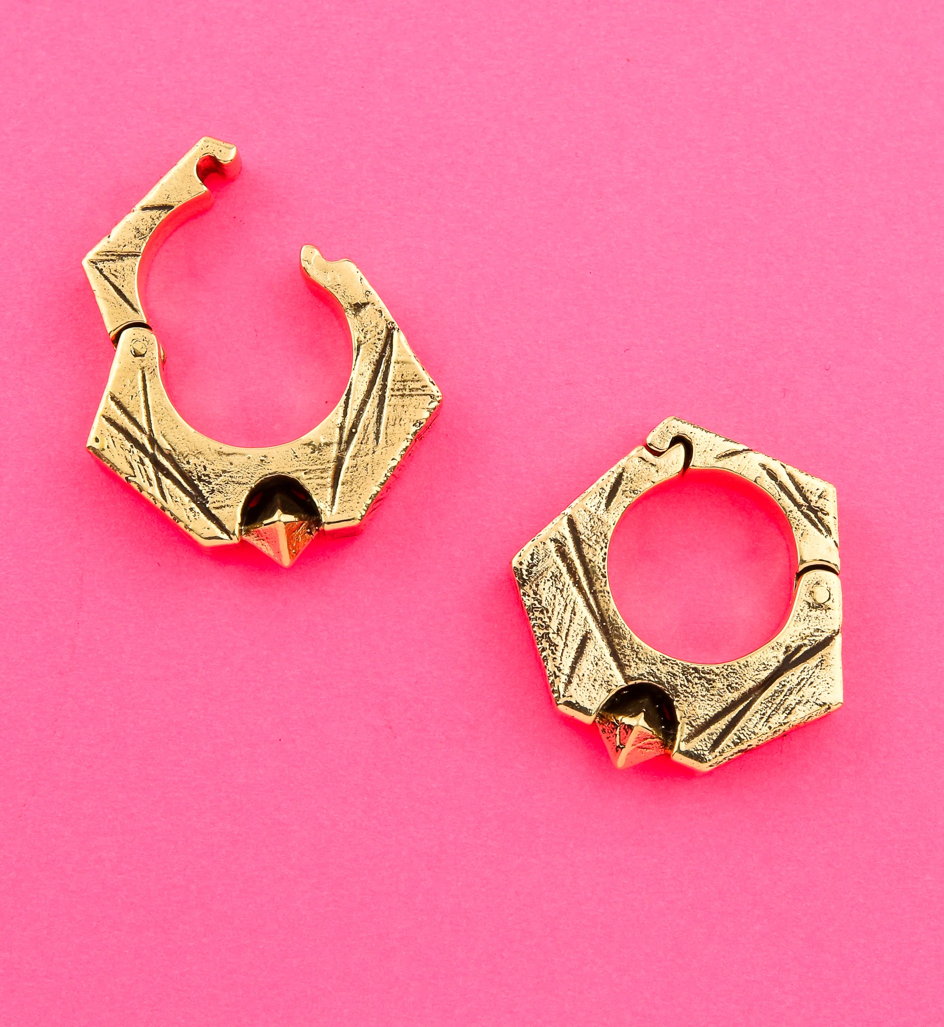 Graze Pentagon Brass Hinged Ear Weights - Image 2