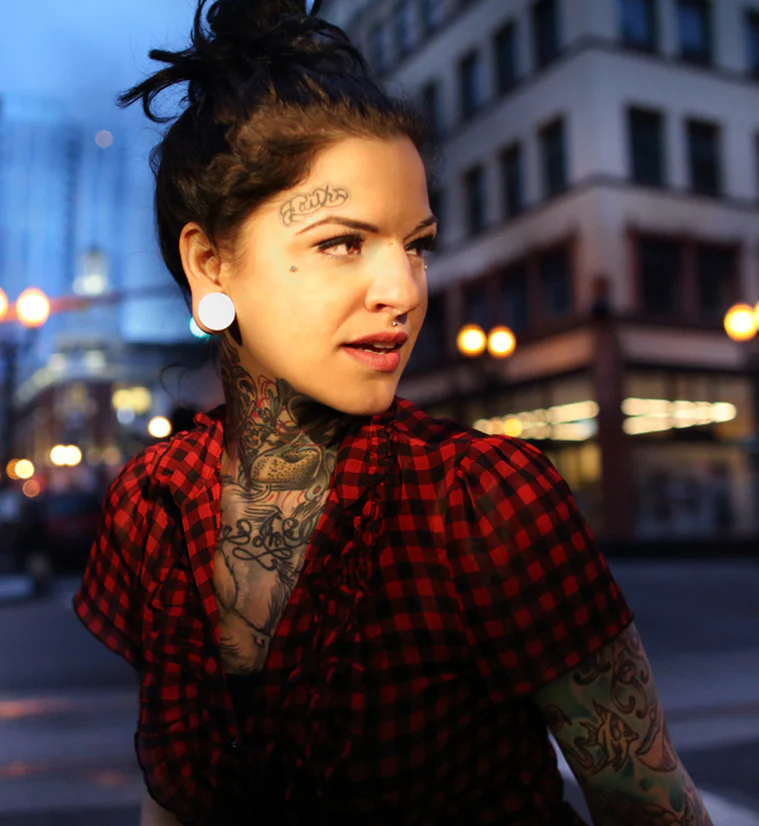 Kaos Red Silicone Hollow Plugs - Image 4