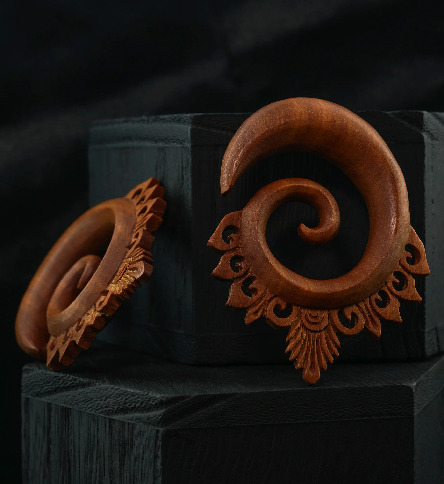 Macuna Saba Wooden Spirals - Image 2