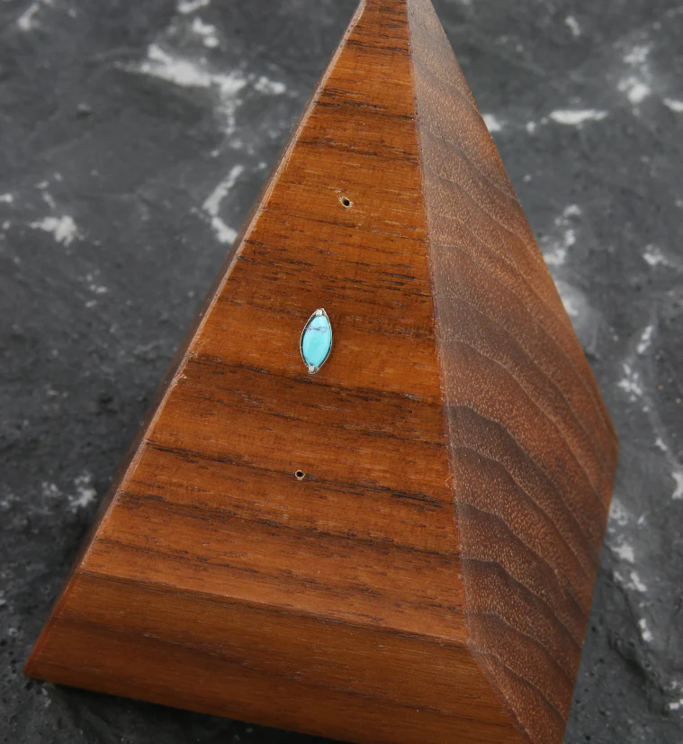 Oval Howlite Turquoise Stone Titanium Threadless Top - Image 2