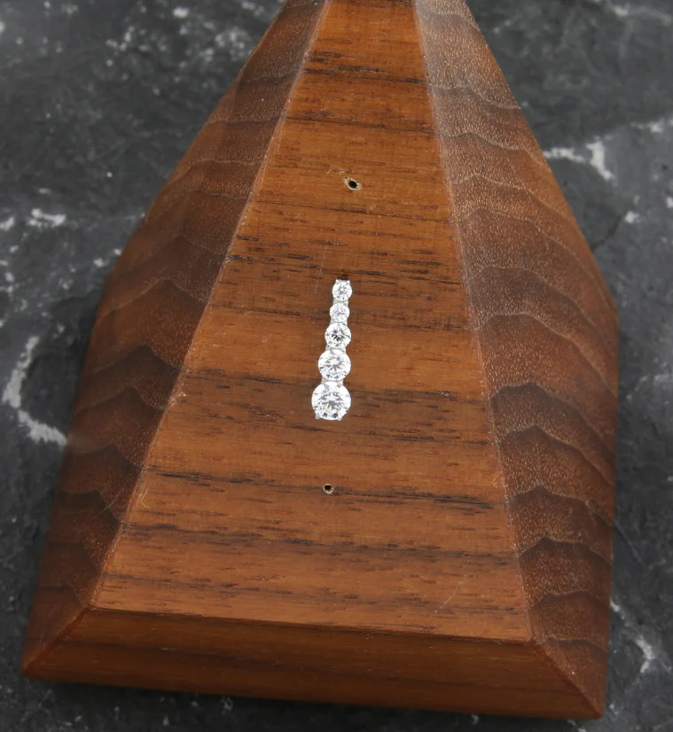 Quinary Descend Clear CZ Threadless Titanium Top - Image 2