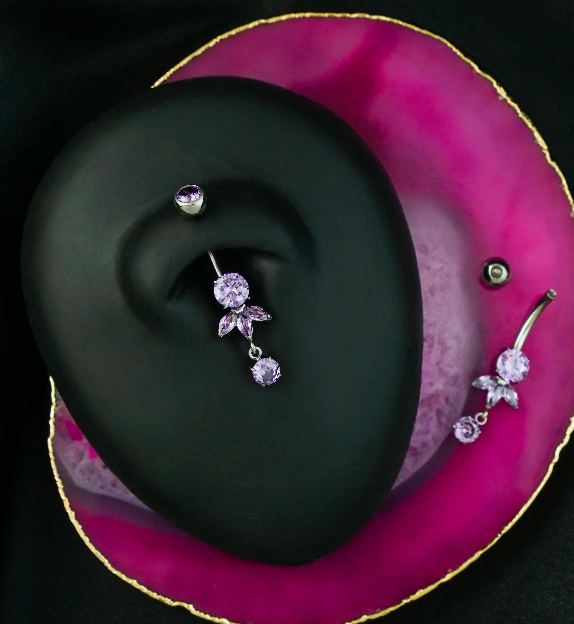 Sepal Dangle Amethyst Purple CZ Internally Threaded Titanium Belly Button Ring - Image 2