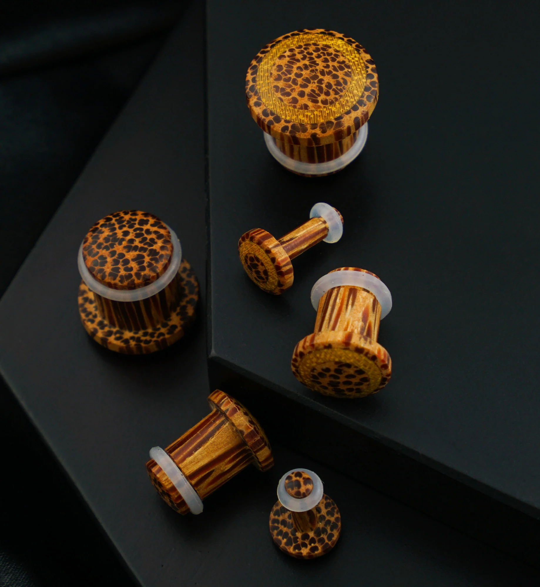 Single Flare Coconut Wood Plugs with Jackfruit Inlay - Image 2