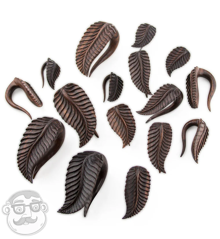 Wooden Leaf Hangers - Image 2