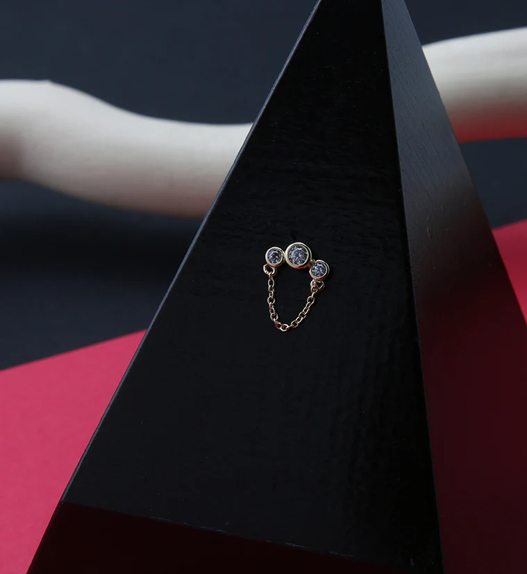 14kt Triple Cluster CZ Dangle Chain Threadless Top - Image 2