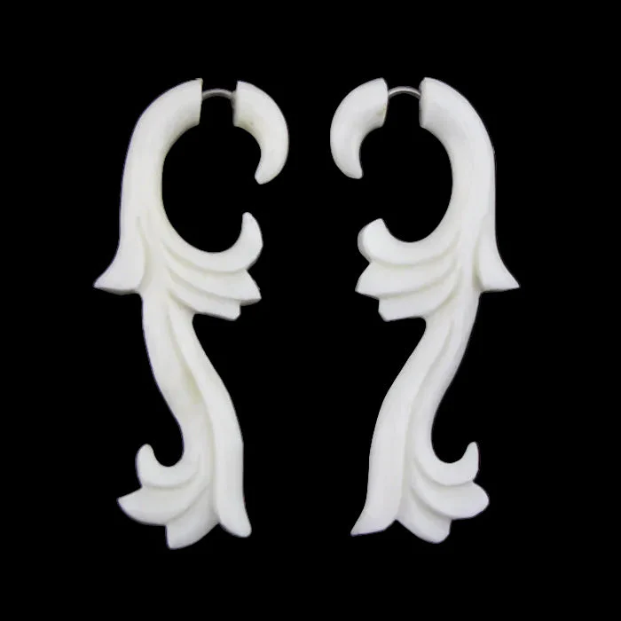 White Bone Lasting Filigree Organic Fake Gauges Earrings